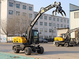 宝鼎抓木机于垃圾处理厂的装卸作业