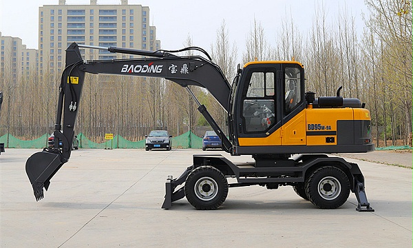 宝鼎小轮式挖掘机