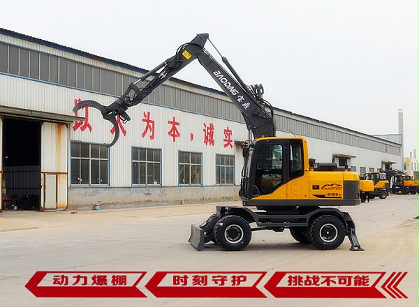 宝鼎轮式抓木机