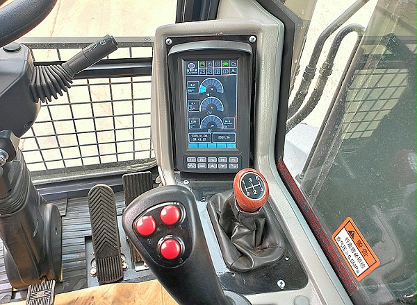 高清液晶仪表盘