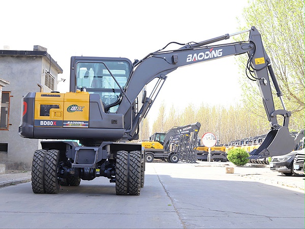 宝鼎80X挖掘机1