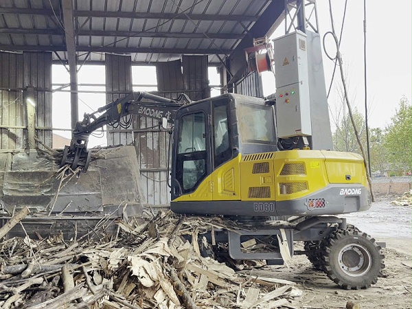 宝鼎电动抓木机