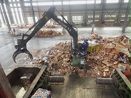 宝鼎电动抓装机：废旧金属回收的高效利器