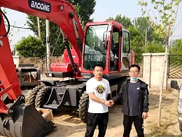 北京轮式挖掘机客户
