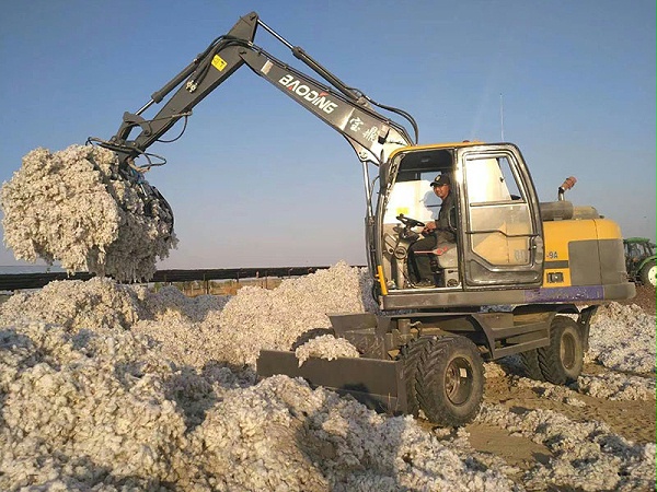 宝鼎抓木机抓棉花