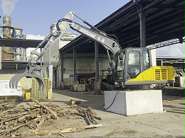 高效零排放：宝鼎电动抓装机