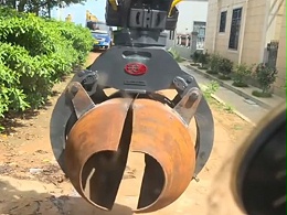 宝鼎抓木机改装贝壳斗实现多功能作业