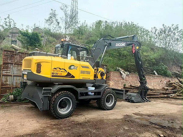 宝鼎BD125plus抓木机