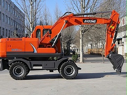 宝鼎小型轮式挖掘机，市场回报高成本低的设备