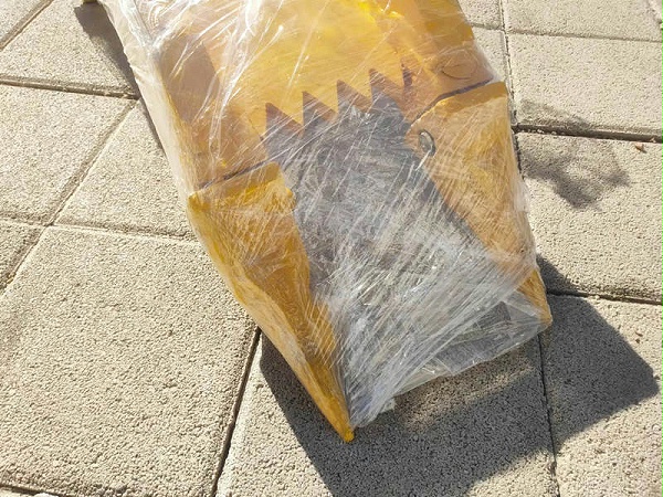 宝鼎轮式挖掘机辅具挖树根器