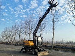 宝鼎轮式抓钢机，提升金属处理厂的效率与安全