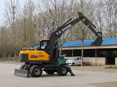 BD95W轮式挖掘机图片 BD95W轮式挖掘机图片