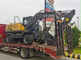 四年跟进终落地！客户喜提宝鼎110G，动力澎湃驾驶舒适