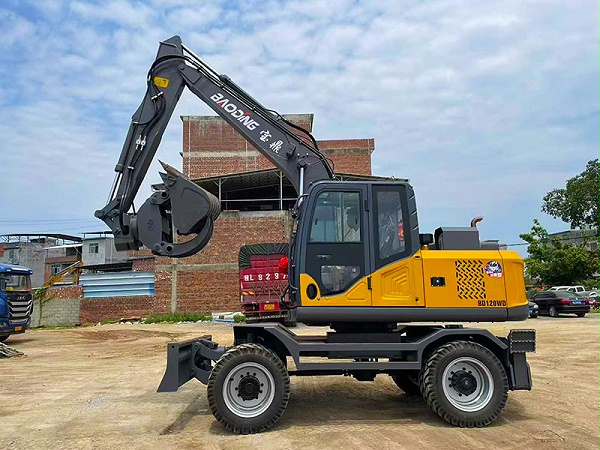 宝鼎120WD抓木机