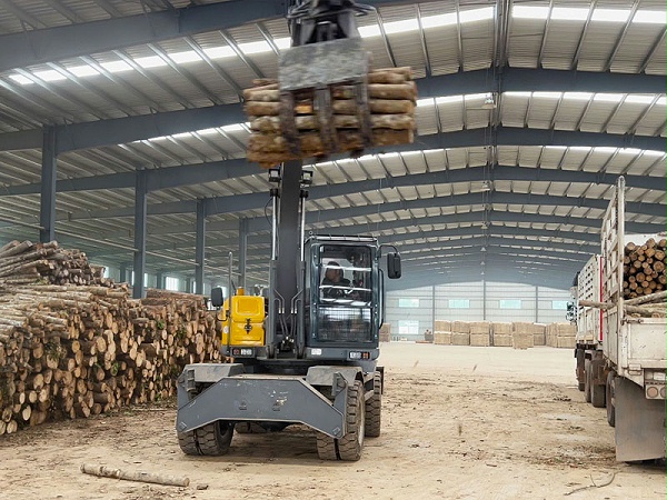 宝鼎BD125Plus抓木机