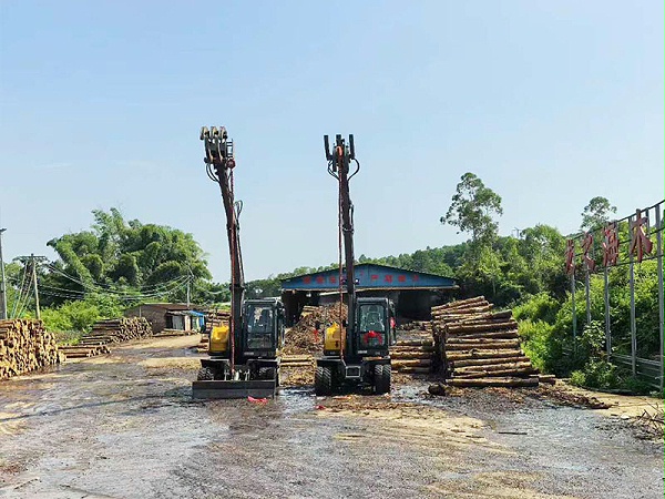 宝鼎90G轮式抓木机