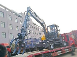 夏天，如何处理轮式抓木机高温问题