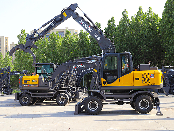 宝鼎120WE轮式抓木机