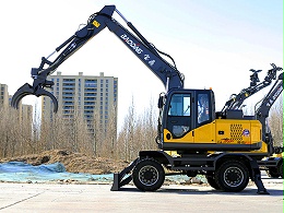 宝鼎 BD125plus 抓木机：跨洋启航，建设新征程