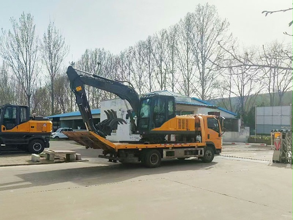 宝鼎固定式抓木机