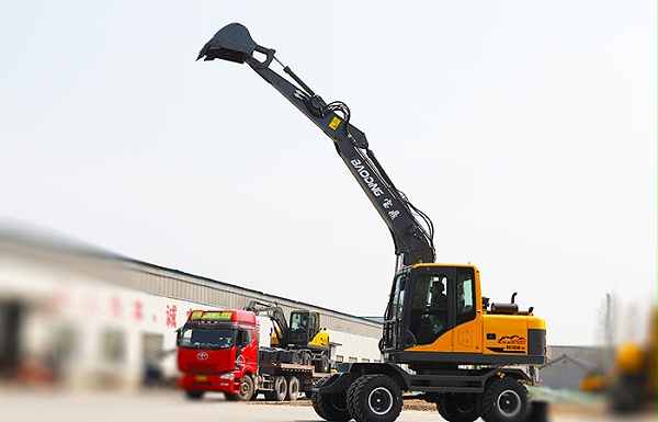 轮式挖掘机 轮式挖掘机