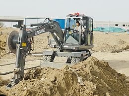 宝鼎BD80X轮式挖掘机施工，挖沟渠，埋管道