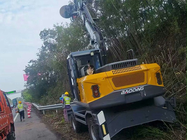 宝鼎绿篱切割机1