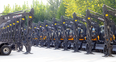 宝鼎轮式挖掘机抓木机乐彩汇