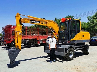 宝鼎安徽小轮式挖掘机销售